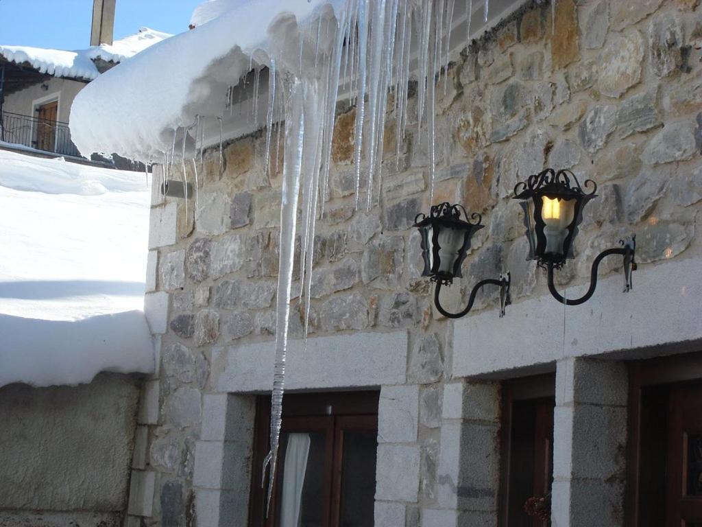 Kosmás Ξενωνασ Σελινουντα酒店 外观 照片